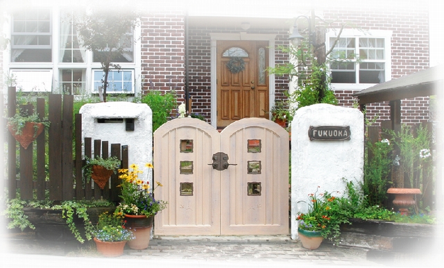 木製調ファーム門扉１型／アイボリー